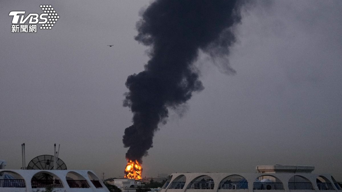 阿拉伯遭「伊朗飛彈、無人機」攻擊!阿聯國防部發聲了