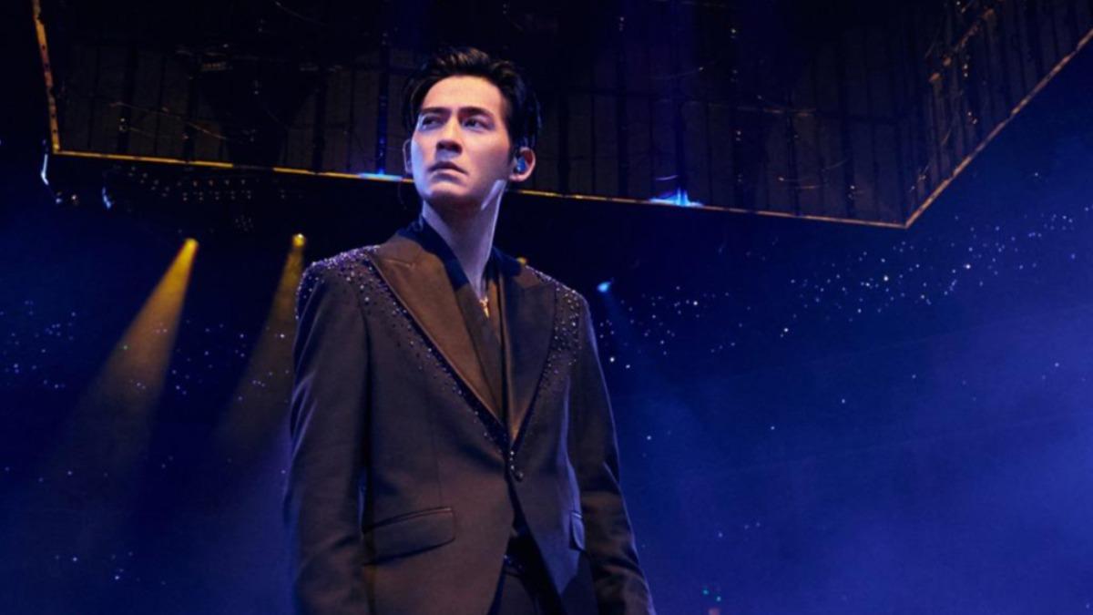 周渝民出包竟直接下跪道歉!阿信揭「演唱會內幕」 傻眼:你頭殼壞掉