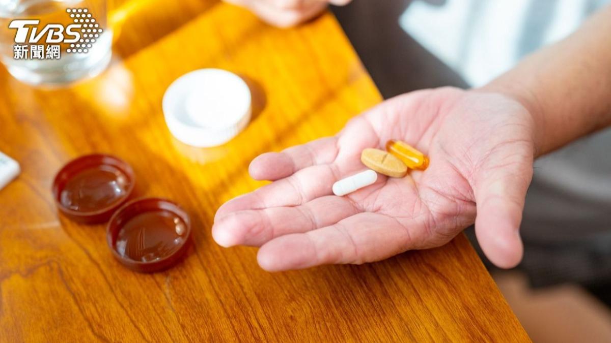 「吃一次抗生素」影響8年!研究:恐增大腸癌風險