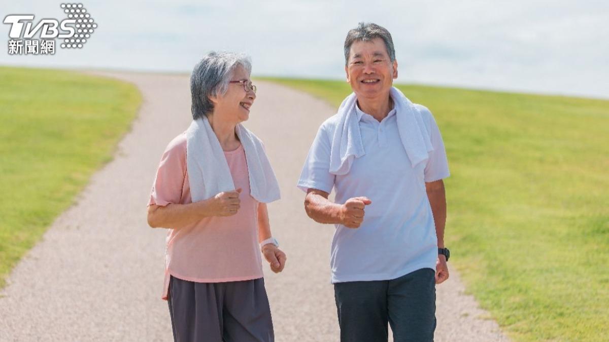 80%壽命靠「生活習慣」!專家揭3關鍵:深層睡眠是排毒