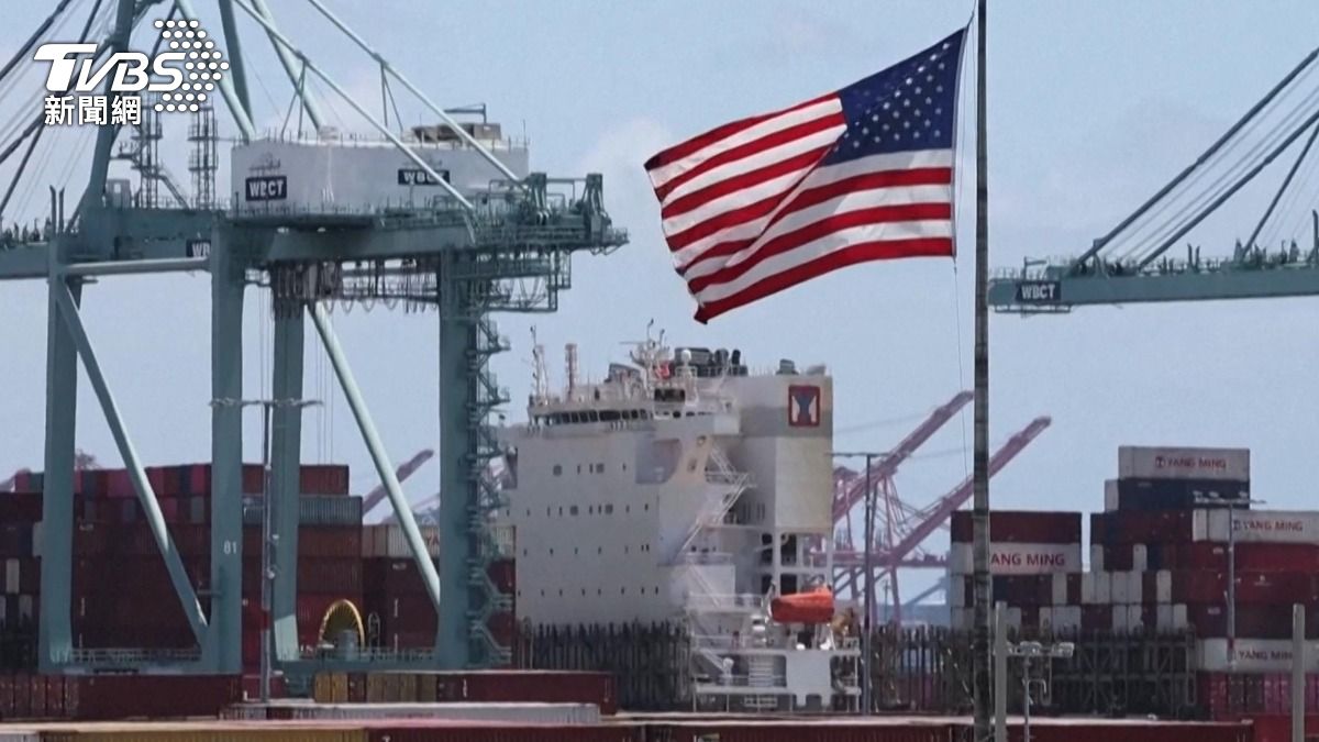 美伊戰爭燒到手搖飲!塑膠原料飆漲20% 業者急囤貨恐缺料