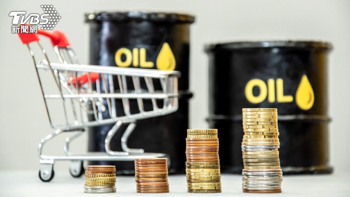 投資人對美伊衝突能否盡早結束感到越來越懷疑,全球油價26日大漲,股市更是全面下跌。(示意圖/達志影像shutterstock)