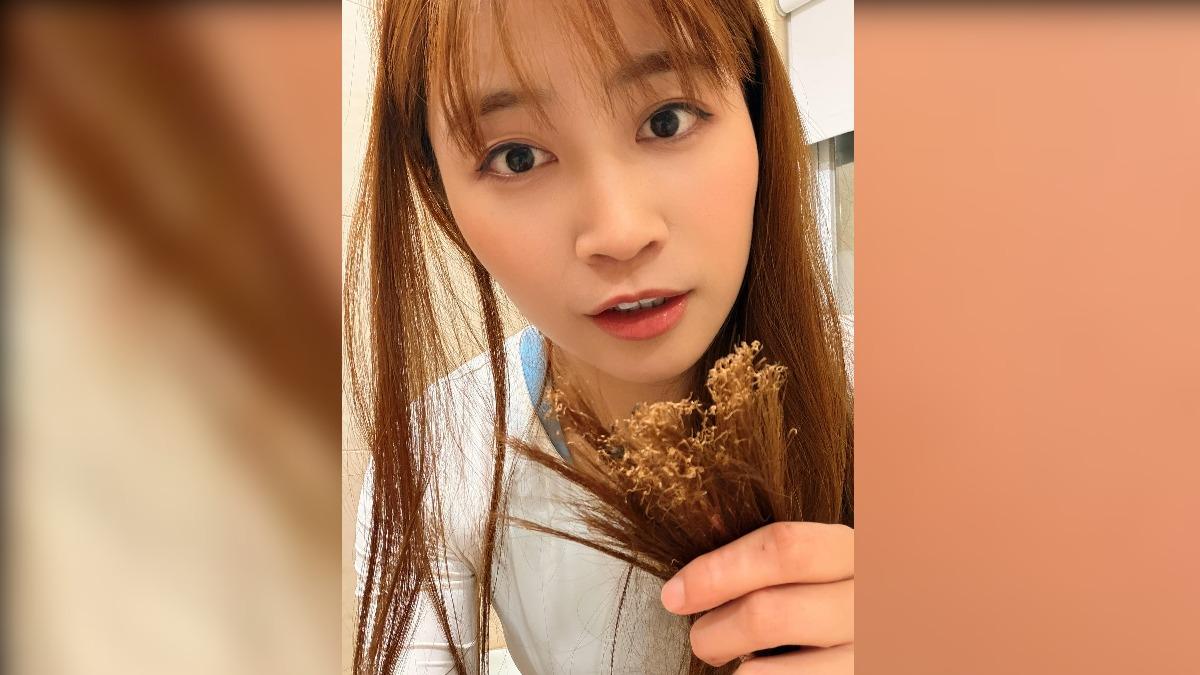 驚悚畫面曝!樂天女神陳伊「長髮燒成焦黑」 巫苡萱看傻眼