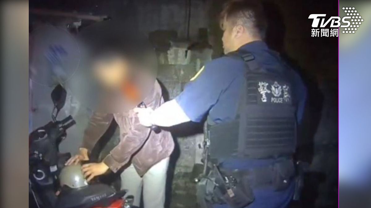 國道警散發酒氣「拒檢拒測」狂逃2km 喊學長仍遭噴辣椒水