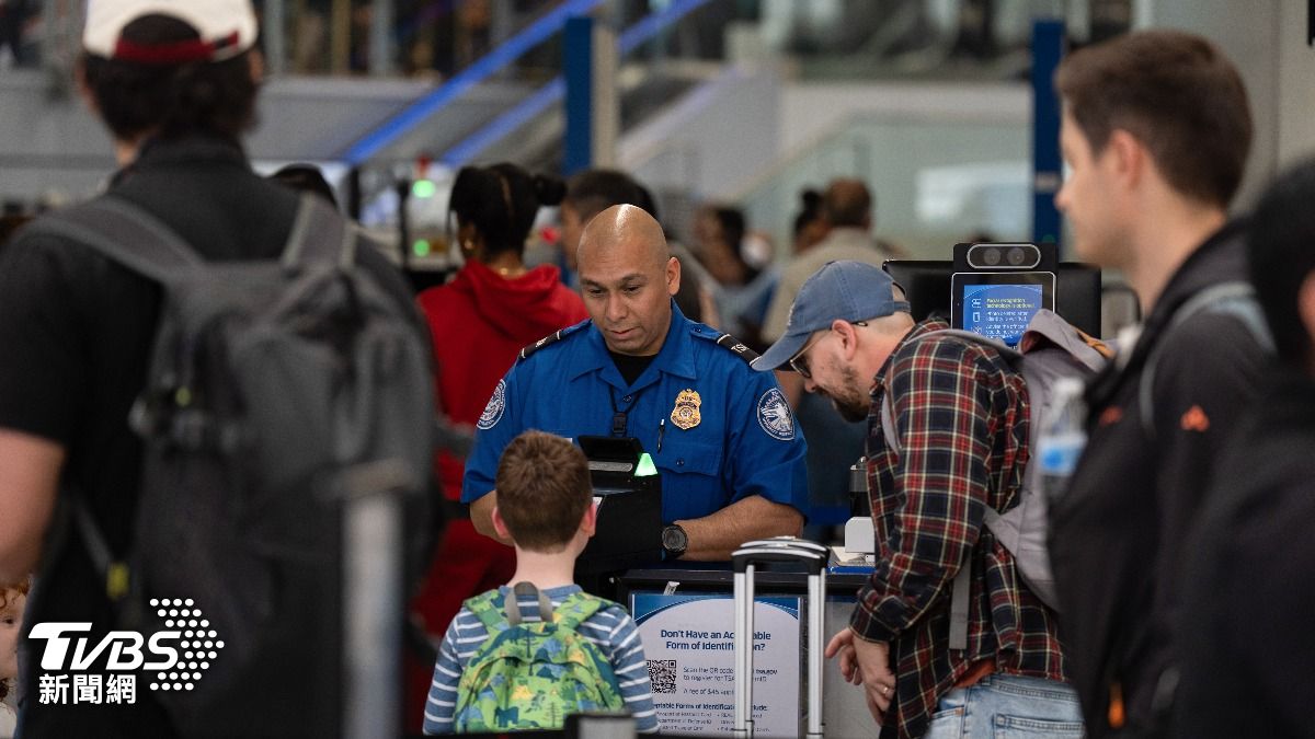 眾院議長抨「笑話」擋參院法案!美機場仍大亂 安檢員無薪苦撐