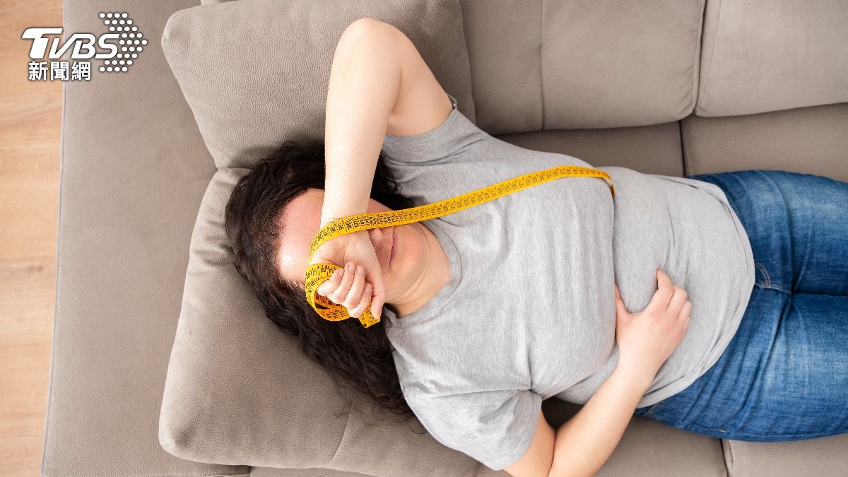 腹部脂肪甩不掉?專家揭「維生素D」是關鍵:濃度太低恐發炎