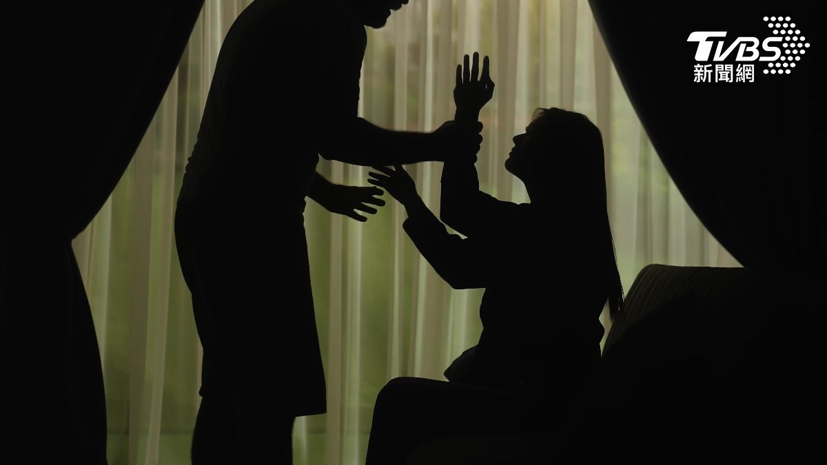 新北噁鄰居「強抱人妻」害身心受創 法院判賠61萬慘了