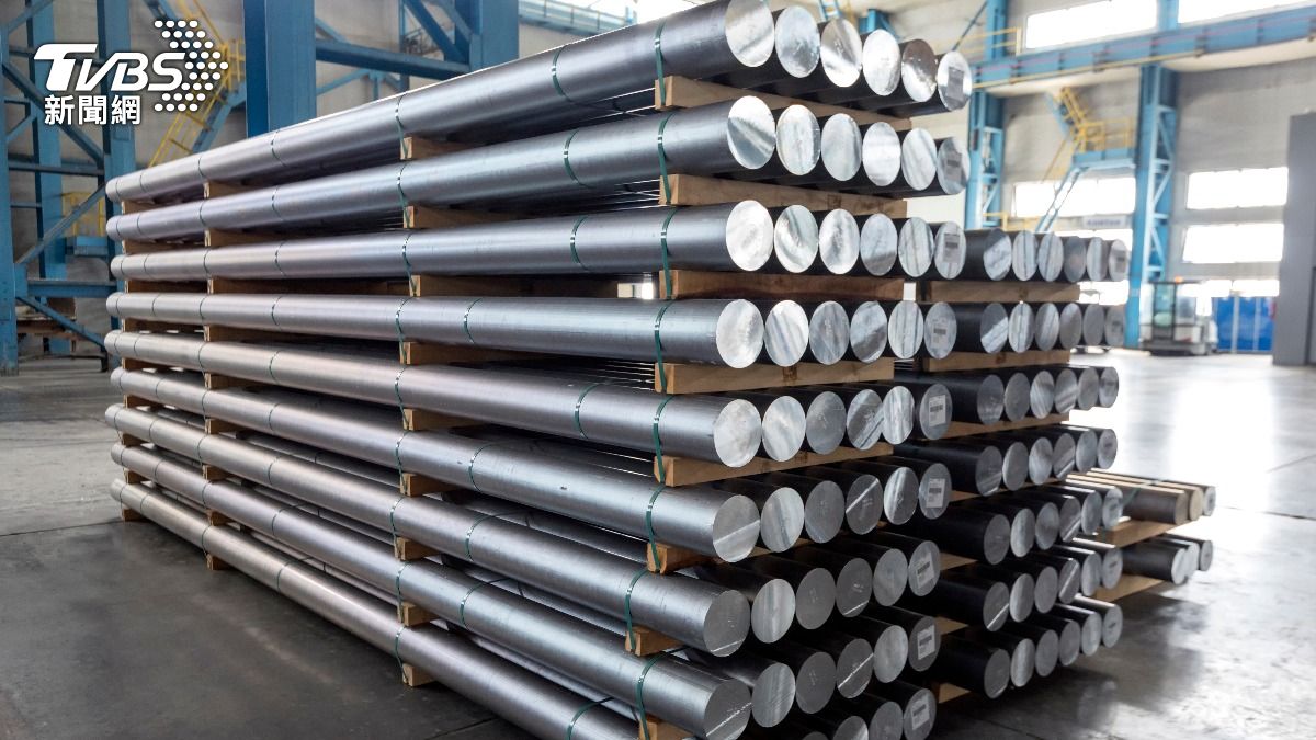 伊朗飛彈轟中東鋁廠!鋁價早盤飆漲約6% 全球供應受衝擊