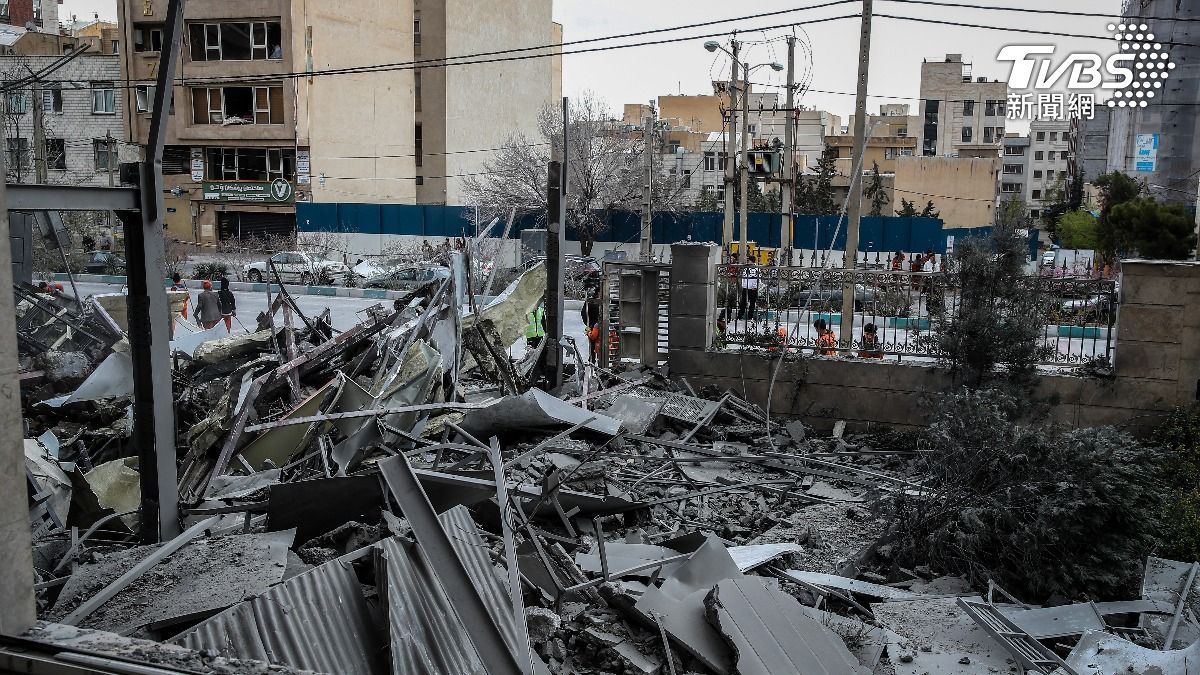 快訊/以色列夜襲伊朗全境! 軍政機構、石化廠、電廠全被炸