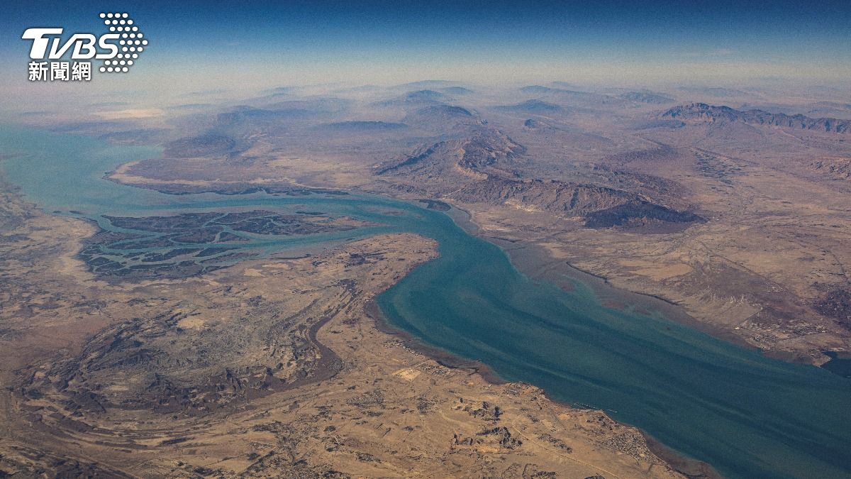 荷姆茲海峽封鎖後首例!4滯留波斯灣日船員脫困 剩20人沒回家