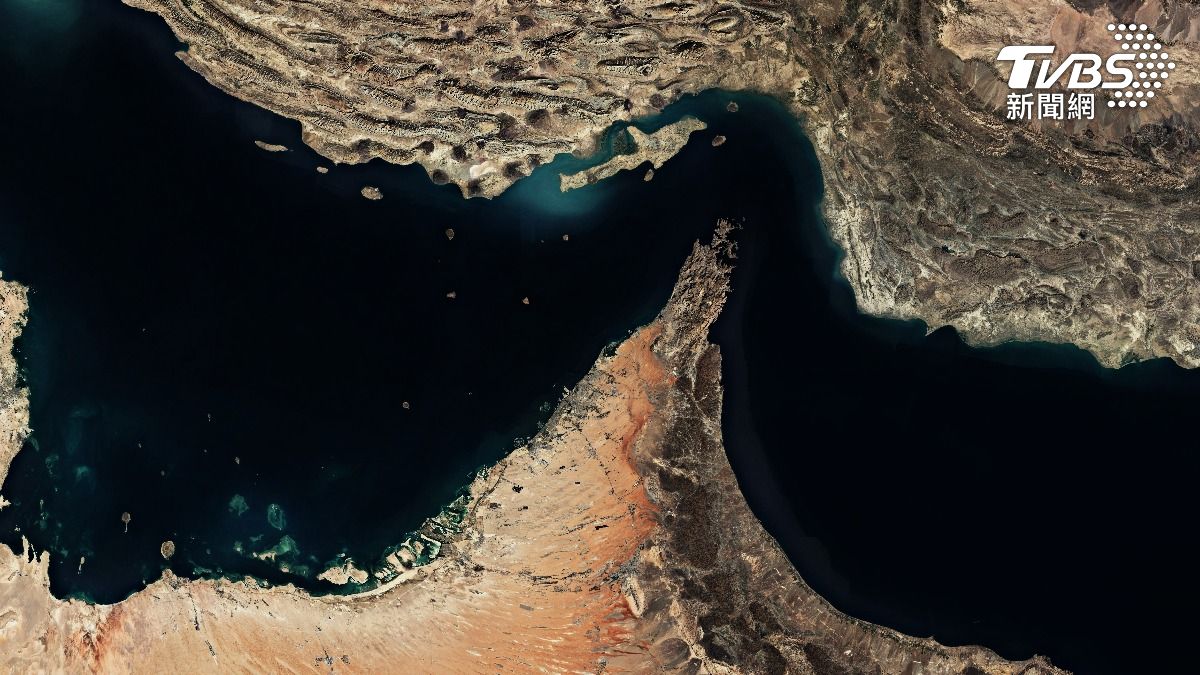 川普爆氣嗆「轟回石器時代」 伊朗反擊:荷莫茲絕不對敵人開放