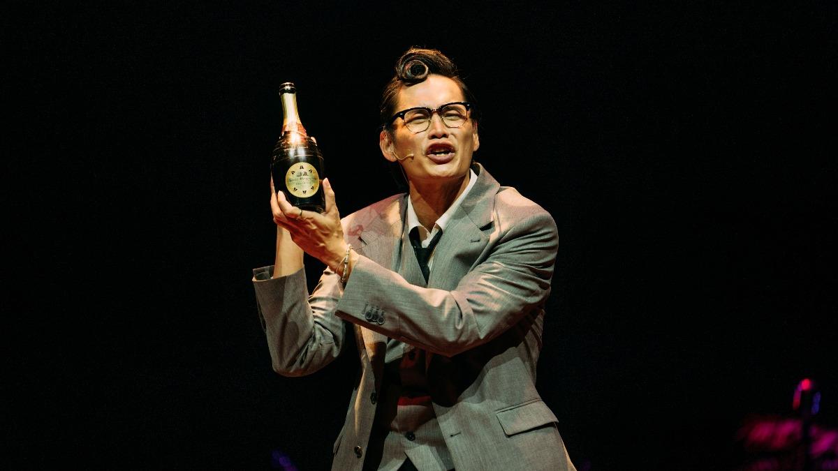 黃鐙輝當眾情緒潰堤!淚崩喊「我畢業了」:未來交給你們