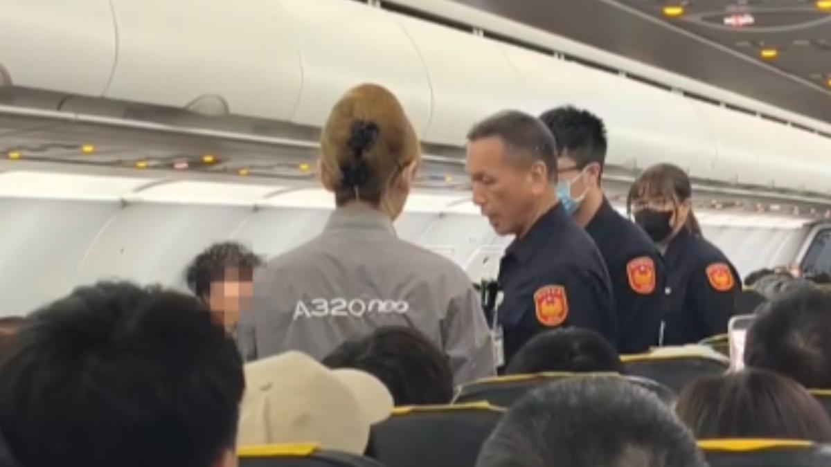 被撞秒道歉仍生氣！71歲女客呼虎航空服員巴掌　兩人互告傷害