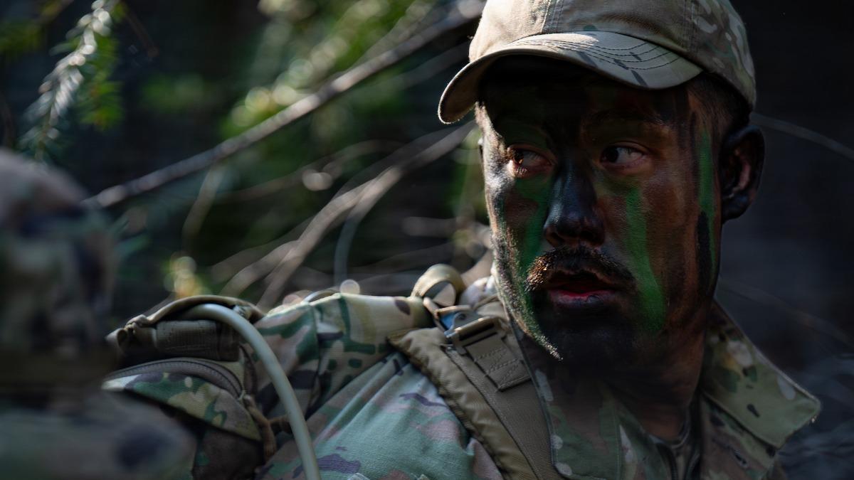 被擊落後怎保命？　「SERE」地獄特訓　看美軍飛行員求生教程