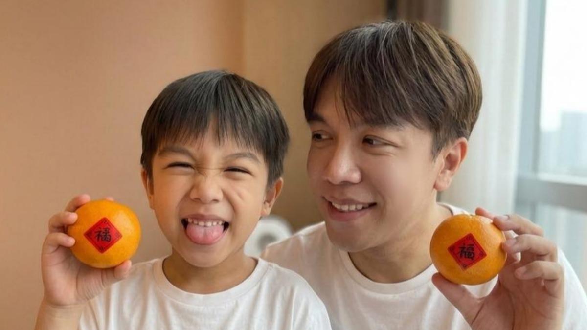 許志豪不藏了!突曬男童合照「五官複製貼上」 穿親子裝首度露面