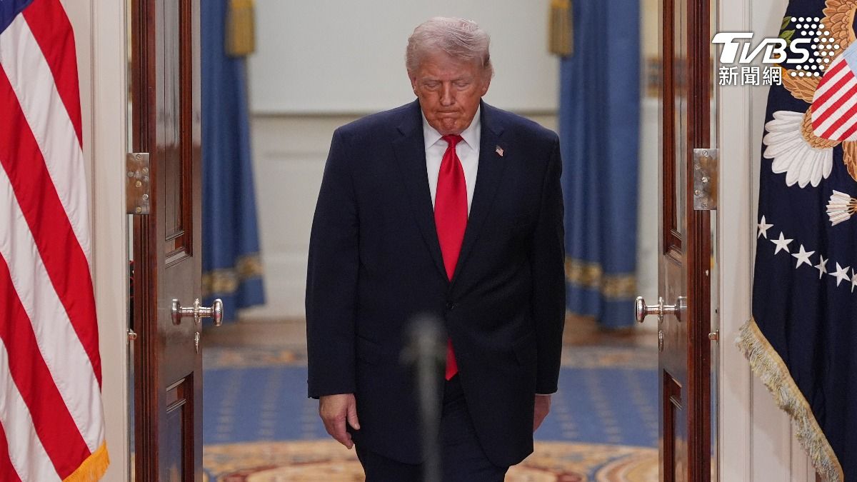 川普爆粗口嗆「不開荷姆茲就炸掉一切」 伊朗回擊:幾乎把他逼瘋