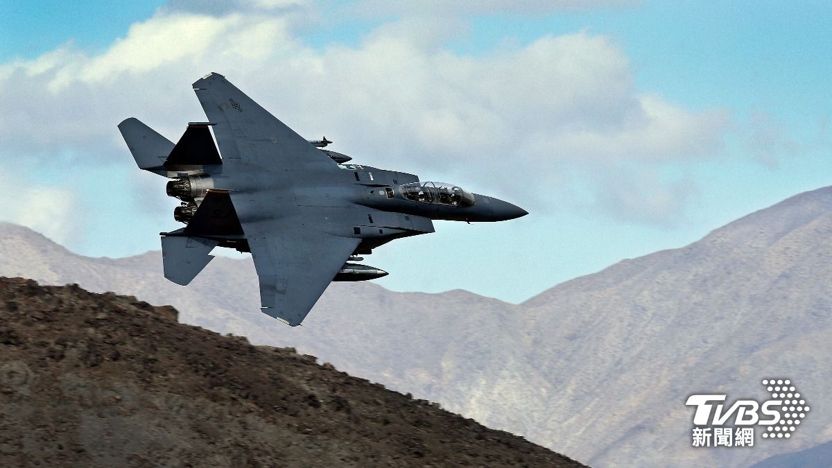 救F-15E飛官過程如搶救雷恩大兵 放假消息騙伊朗、自炸兩架MC-130J