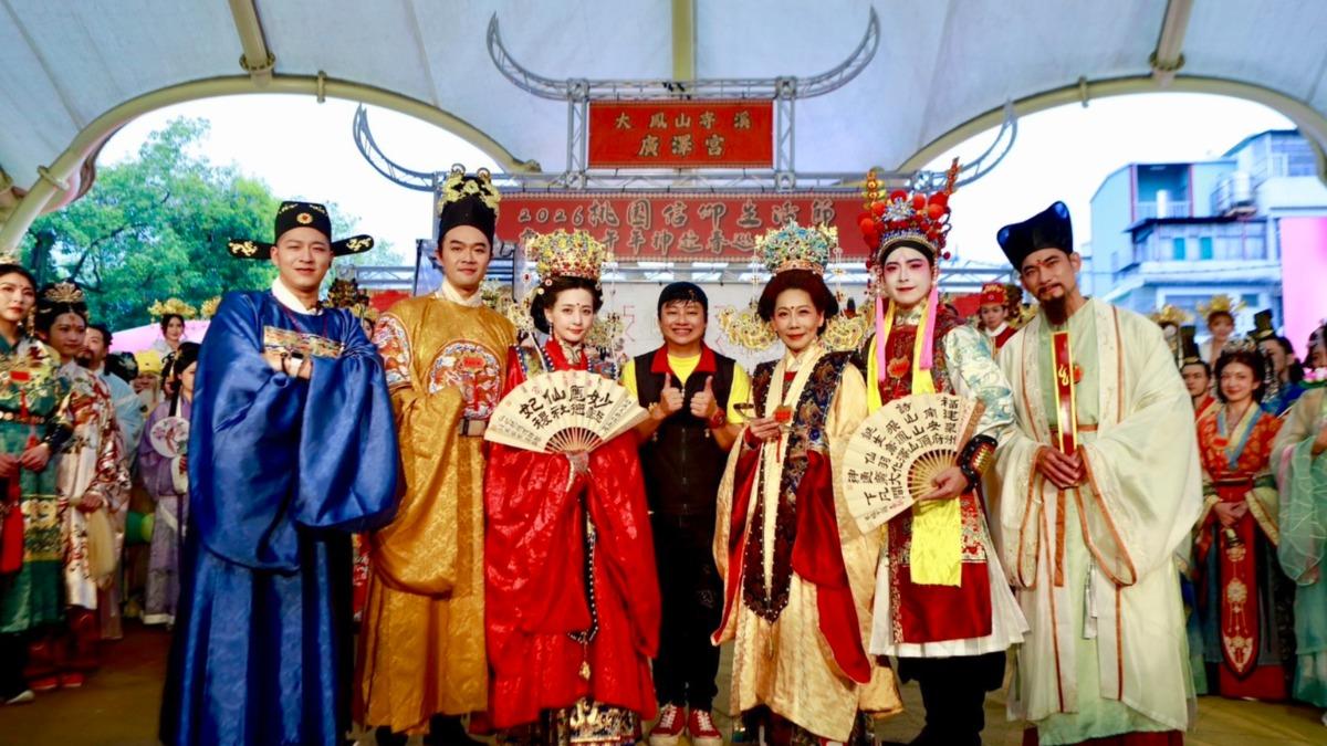 郎祖筠連3年扮「西王金母」認特殊感應 賴銘偉獻唱抱父痛哭超催淚