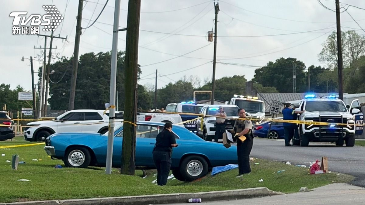 影音/美男酒駕衝撞人群釀18傷! 目擊者憶:大家都被撞飛