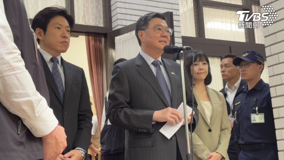 鄭習會將登場 卓揆提「北平模式」示警:不認為台灣人接受躺平