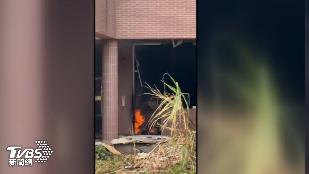 影音/門窗全震碎!2大學生「自製爆裂物」炸廢棄國小 法院裁定收押
