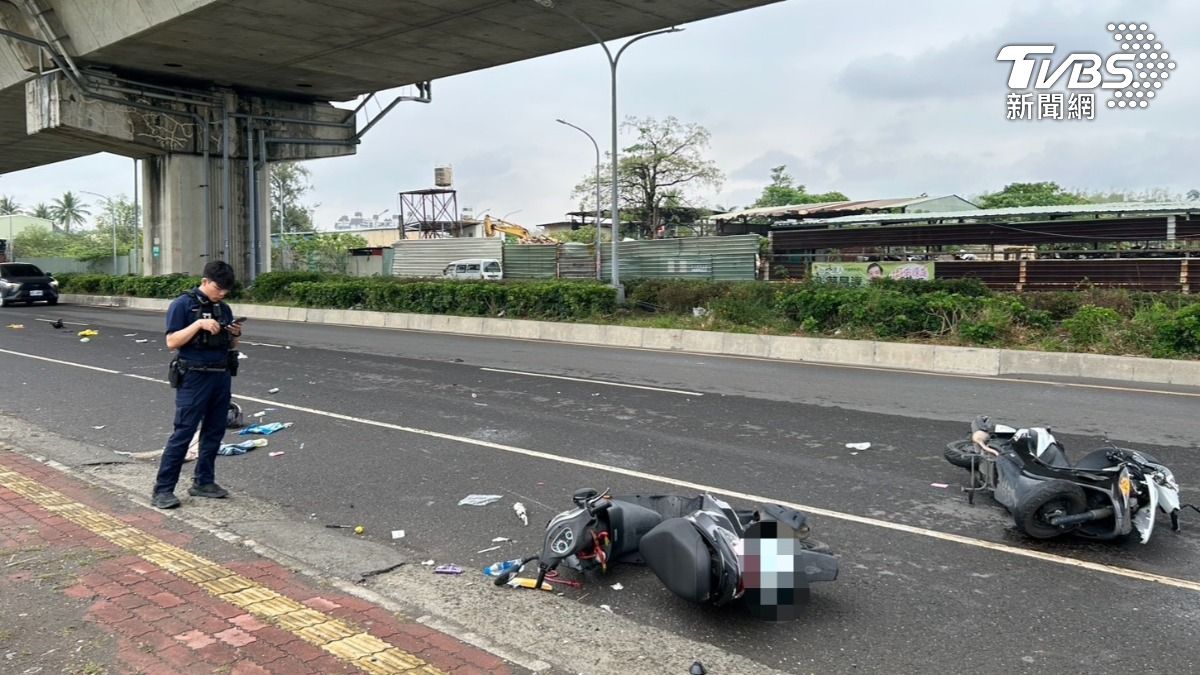 高雄88橋下死亡車禍!男騎士超車慘斷魂 家屬淚求監視器