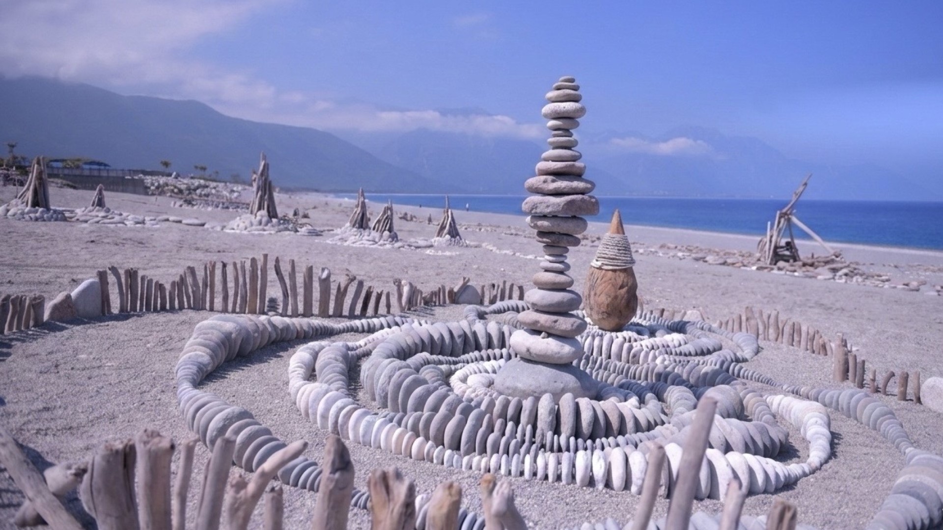 太平洋國際疊石藝術季「攝影比賽」4/28開始!總獎金10萬元尋找疊石取景大師