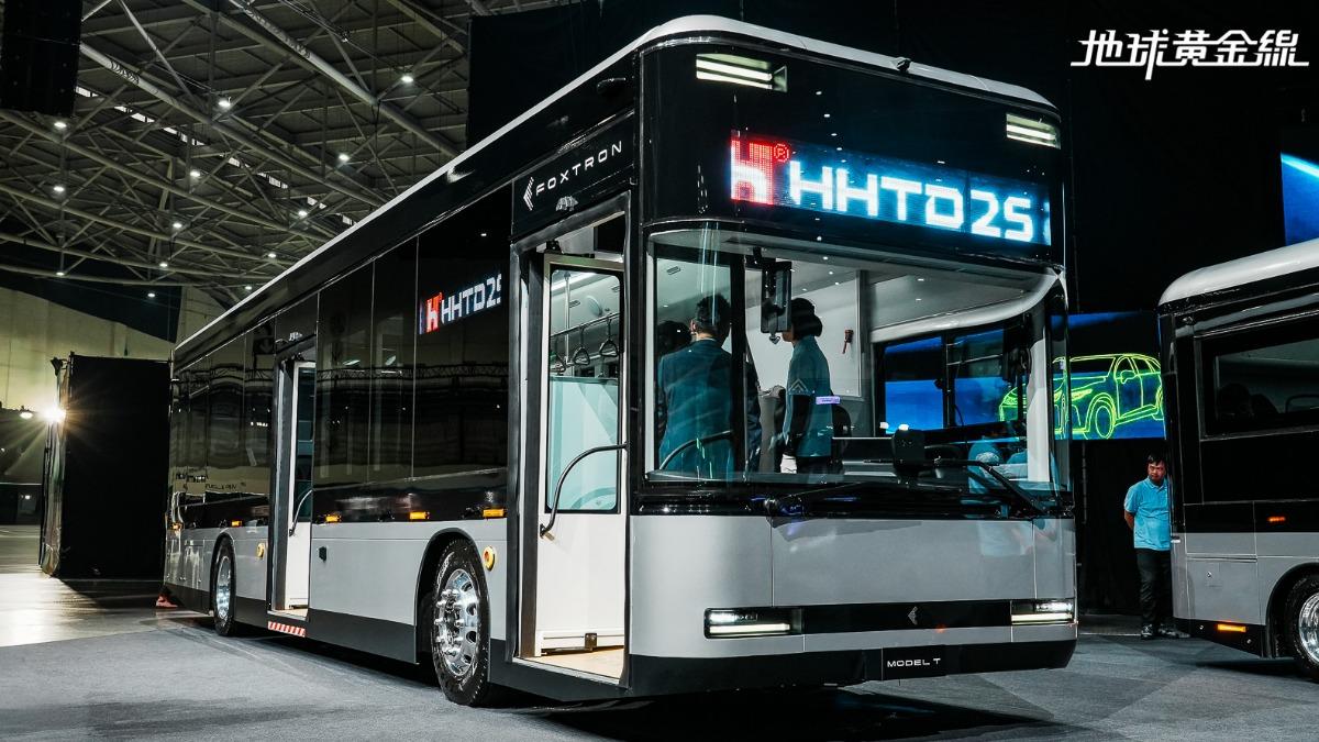 鴻海攜手Fuso打造「全新電巴」!進軍日本與海外時程曝光