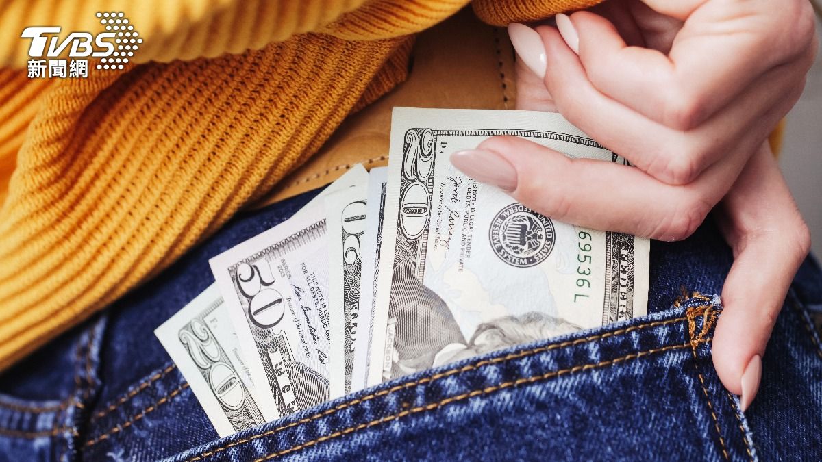 亂花小錢超傷荷包!外媒曝「10大消費錯誤」 恐掏空退休金