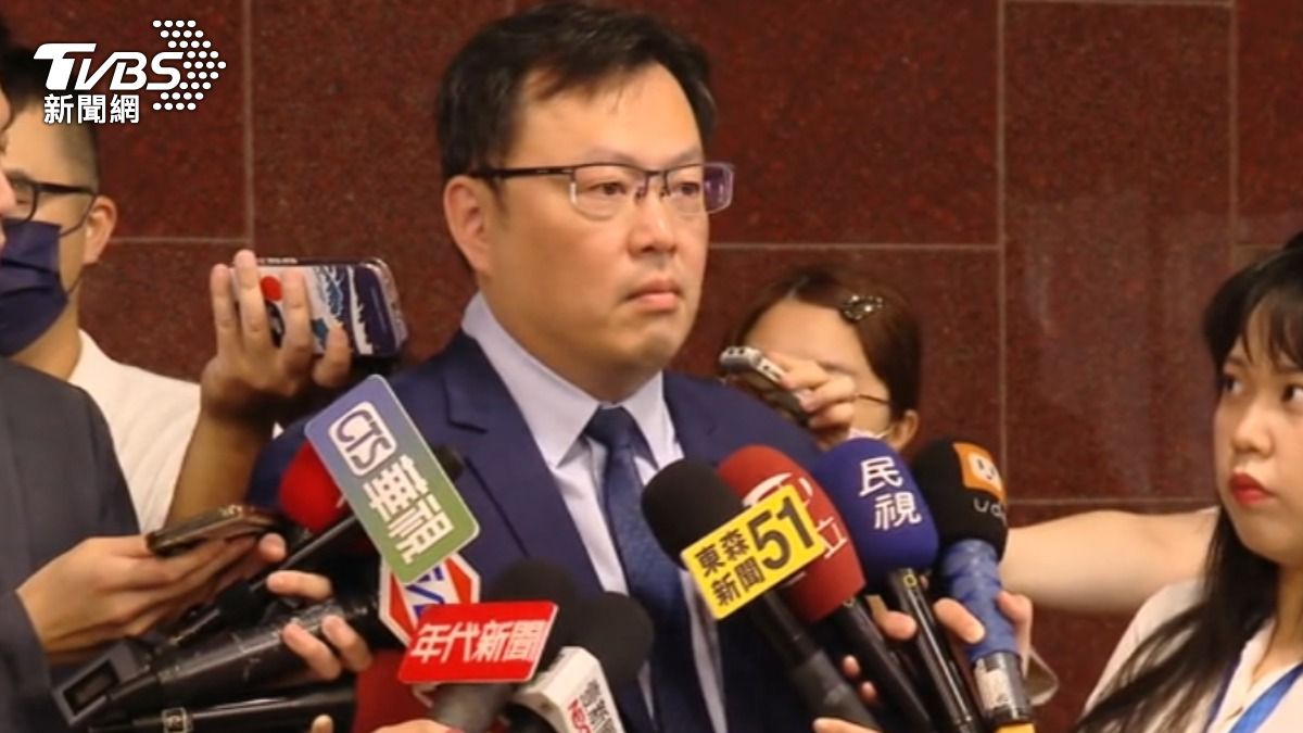 影音/ 鄭世忠請辭運動部次長!李洋看新聞才知 藍委轟人事遭架空