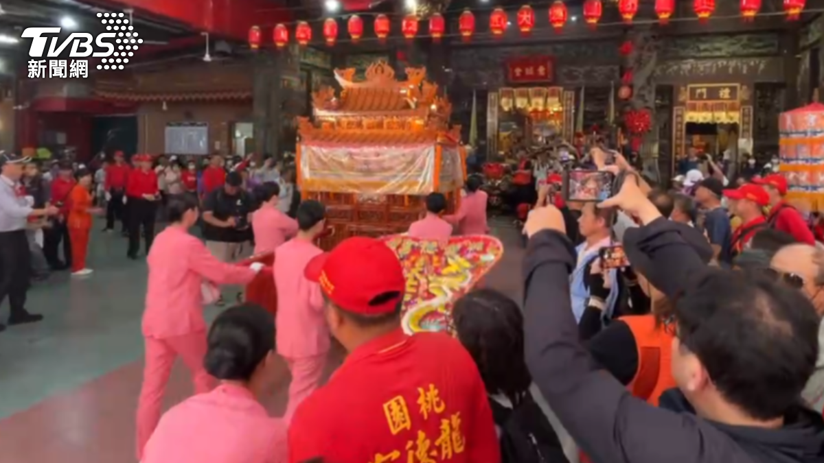 桃園龍德宮四媽祖遶境首度南下 罕見「仙女轎班」全由媽祖欽點