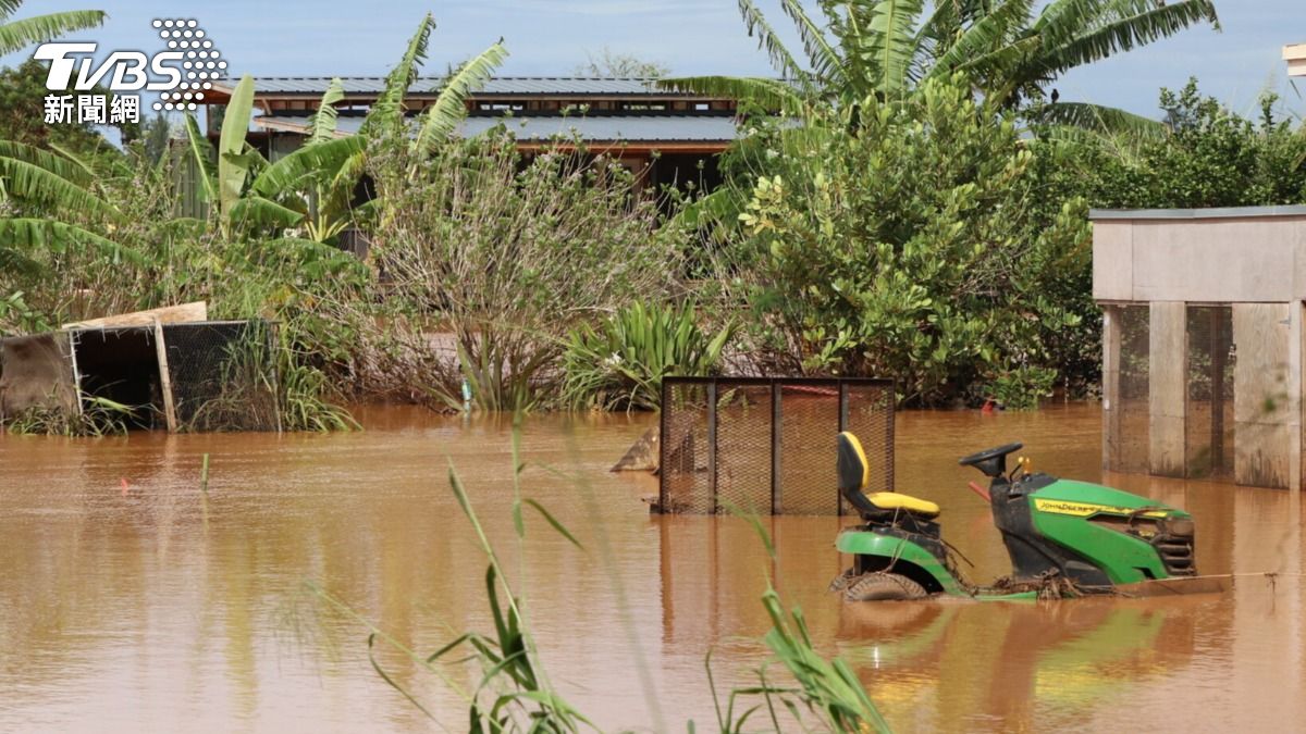 影音/歐胡島水患、大島火山噴 夏威夷「水火兩重天」 觀光業重傷