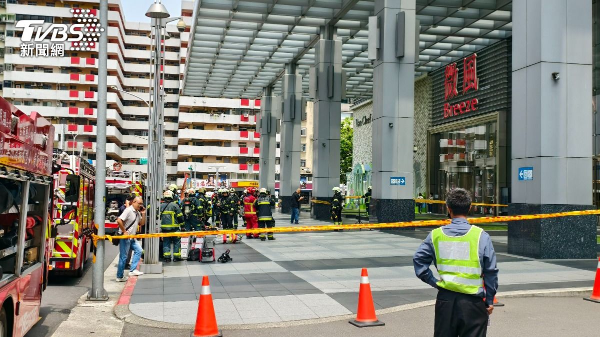 快訊/微風信義「饗饗」鐵板燒區傳火警 業者急疏散