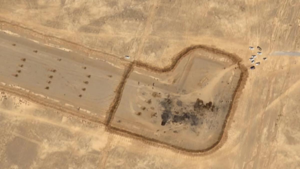 衛星影像洩密!美軍F-15E遭伊朗擊落殘骸照曝 地面現焦黑痕跡