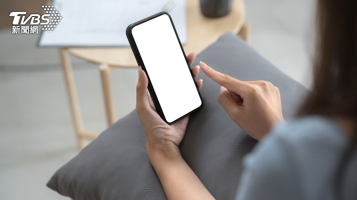 男網友引誘少女「視訊裸聊」 還約到公園男廁下場慘了