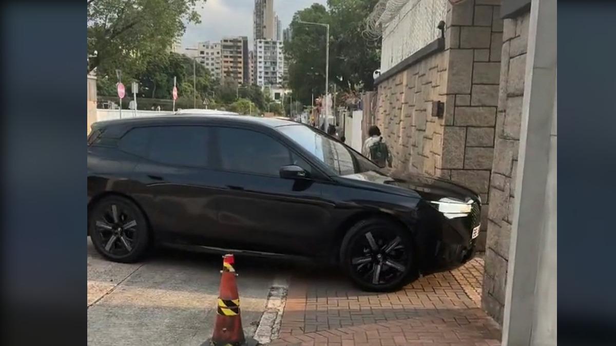 周潤發駕車返金巴倫道豪宅 房地產投資有成估身家破40億