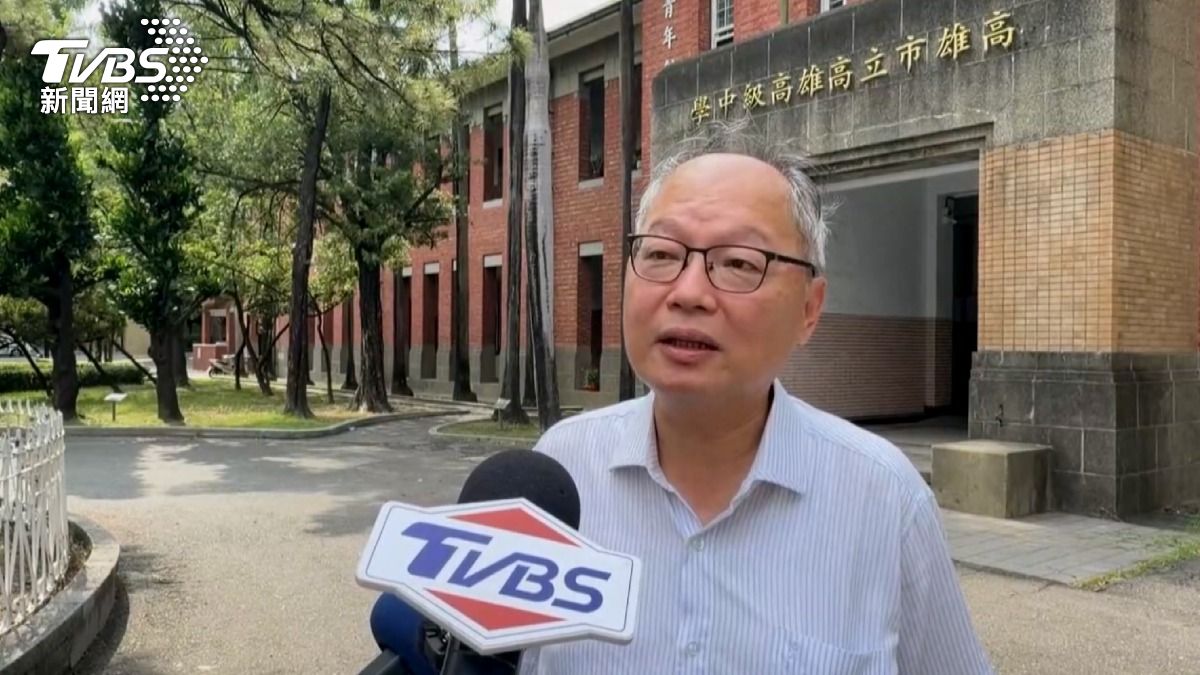 [新聞] 發空姐照標註「偷拍的」！雄中校長莊福泰 - 八卦 - PTT.BEST 批踢踢爆文 2