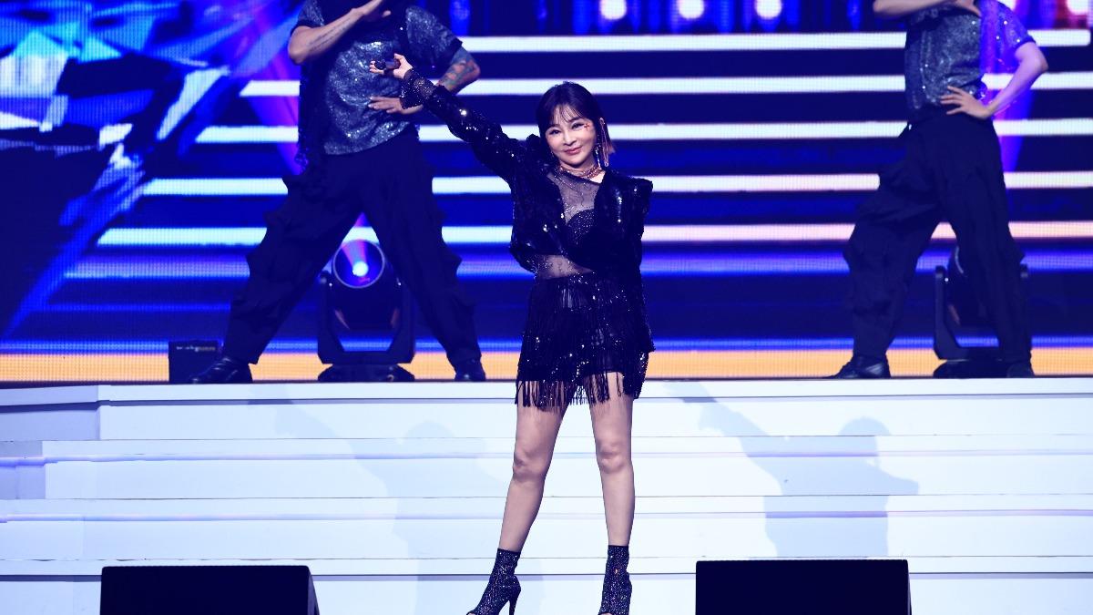 王彩樺花35萬整形。（圖／高流提供）