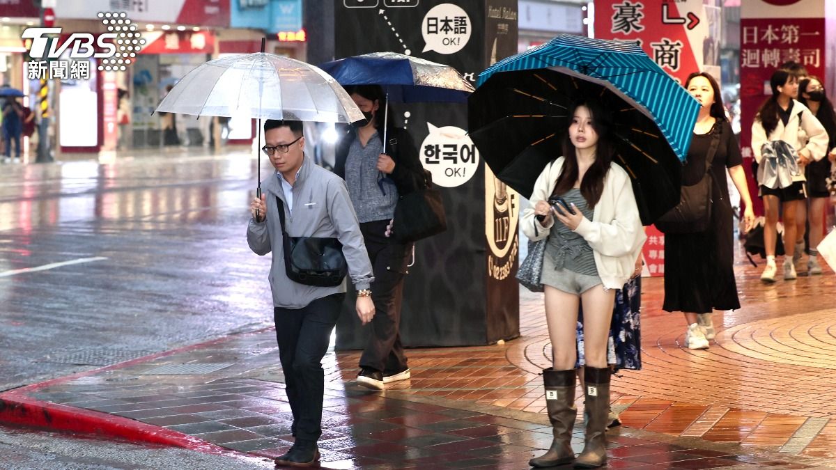 明天天氣/全台落湯雞!雷雨彈「猛攻1地區」 下週熱到像夏天