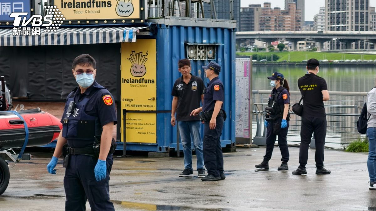 文大生大稻埕救落水翁釀雙亡 今尋獲遺體妹妹悲慟發文