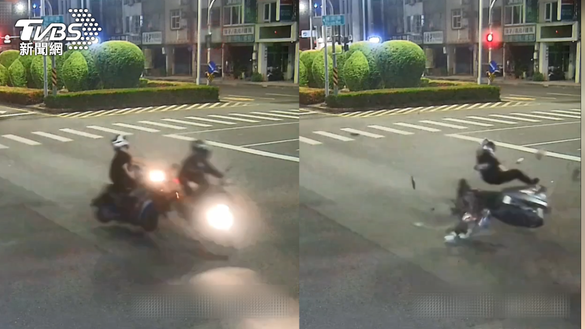 影音/深夜行經閃燈路口 2車「未減速.禮讓」對撞噴飛