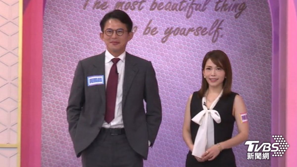 黃國昌上時尚節目大改造!藍心湄羞摸腹肌 陳智菡喊「師母不要看」
