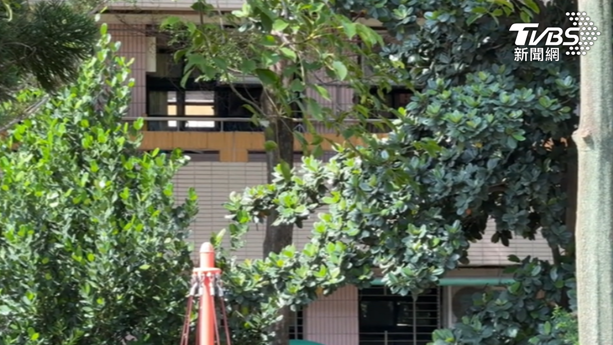 獨家影音/連兩天遭踹課桌椅!家長控導師「聯合同學公審」 孩子嚇到不敢上學