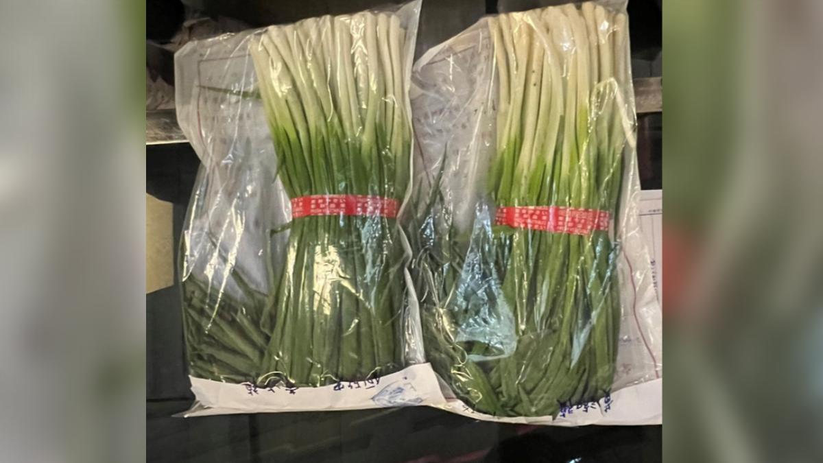 食藥署抽驗市售農產品 石二鍋油菜、LOPIA草莓農藥超標