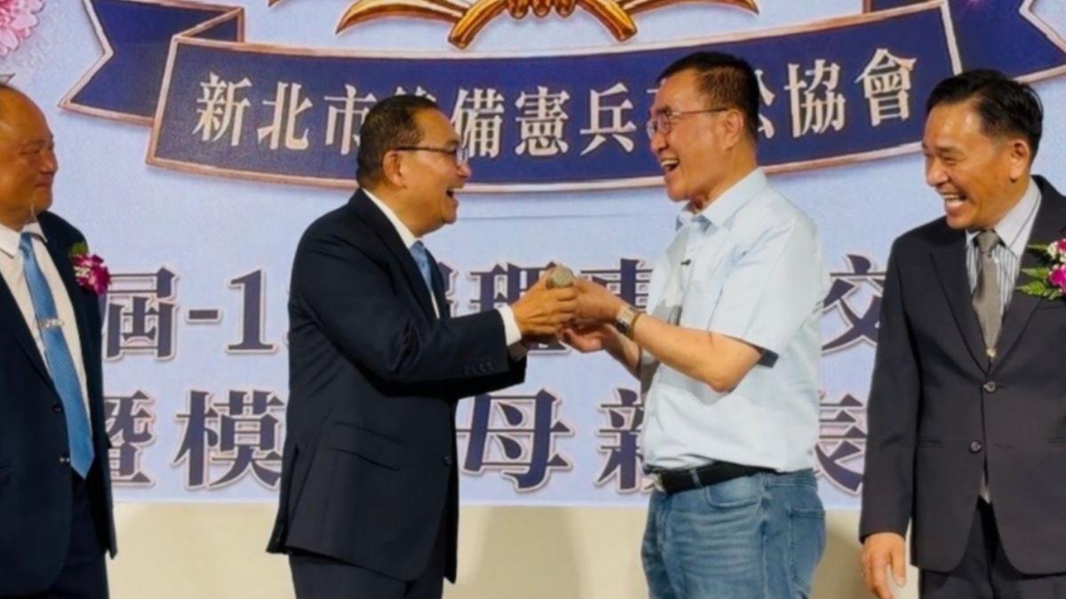 侯友宜「正式交棒」!李四川認壓力很大:一定會全力以赴
