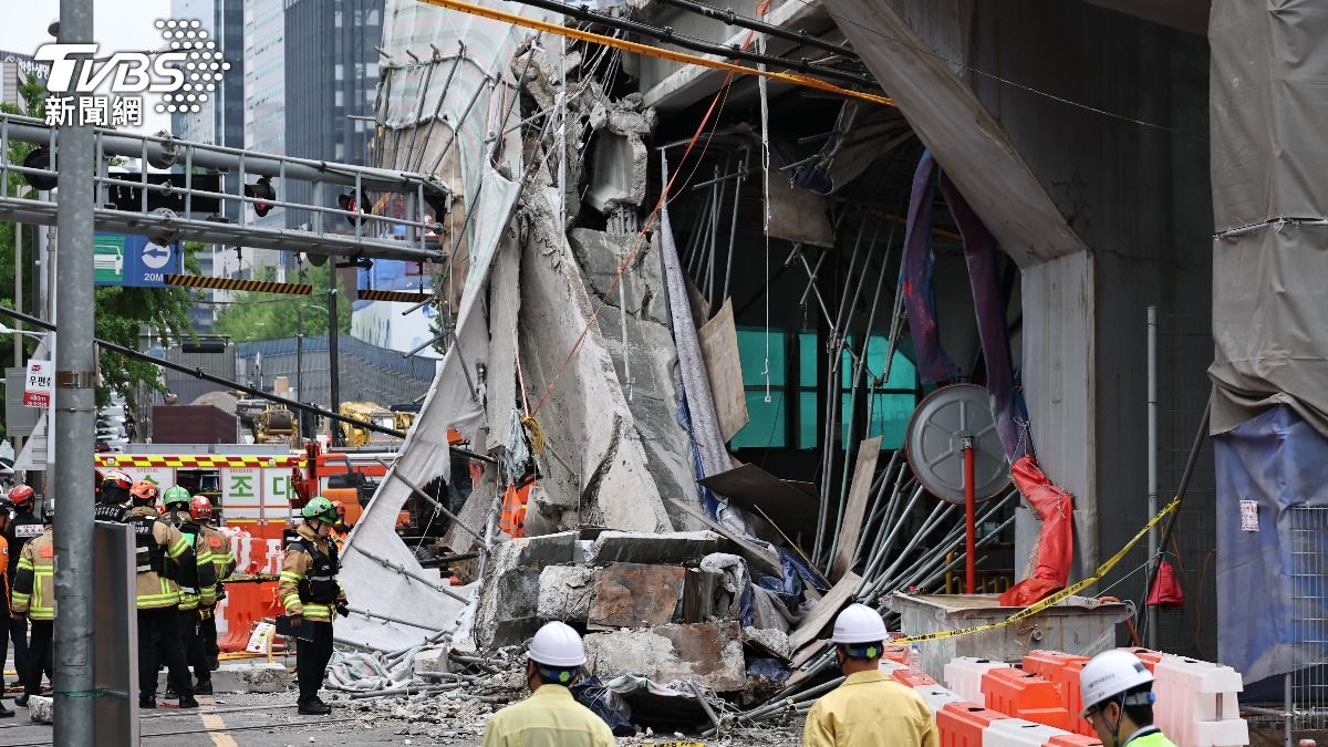 驚悚倒塌瞬間!首爾高架橋坍塌 砸中車3死3傷