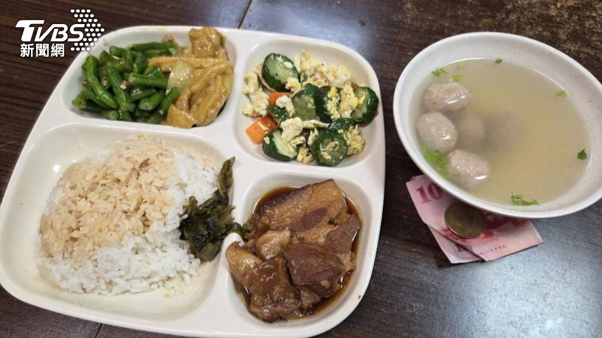 爌肉飯沒吃就走人!黑衣男留150元離開 老闆急尋人