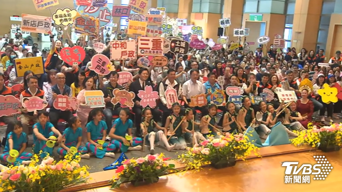 影音/新住民結業典禮12國學員齊聚 穿母國傳統服飾洋溢異國風情