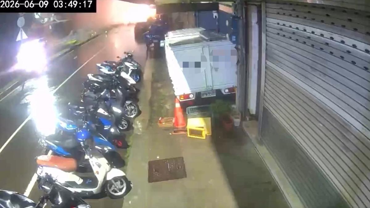 爆炸瞬間曝光!新竹小南排骨氣爆 火球吞噬整條街