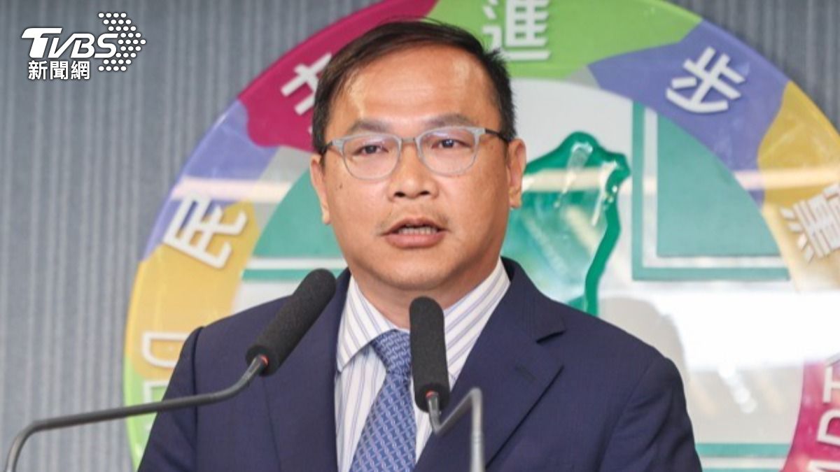影音/說好的不退讓?王義川提砍民主基金會1億轉彎 藍委酸:這麼快喔